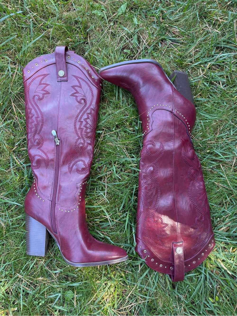 Women's Burgundy Western-Style Leather Knee Boots